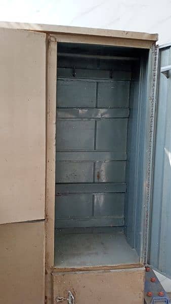 used 3 doors  of  iron  coburd condition 7/10 1