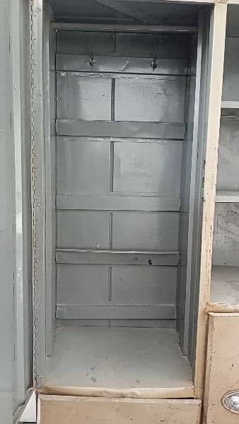 used 3 doors  of  iron  coburd condition 7/10 3
