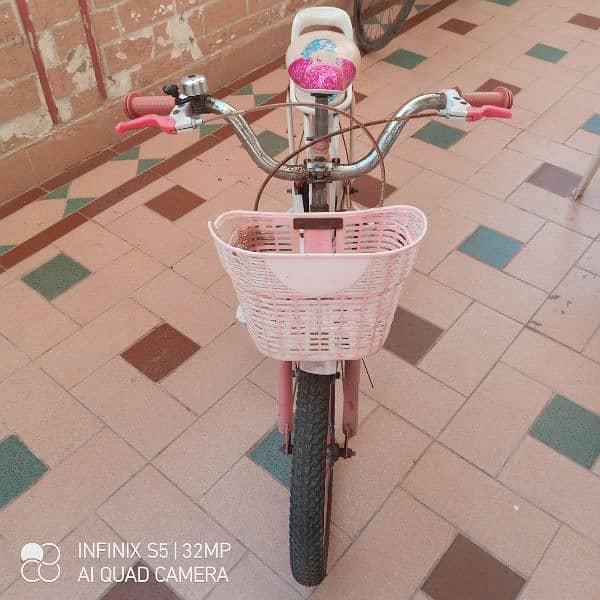 KID cycle for 8 to 10 years old in a very good running condition 2