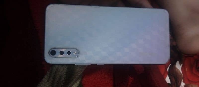 Vivo S1, 10/10 condition with box and charger 12