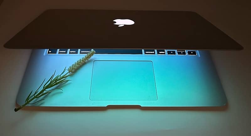 MacBook Air 2014 0