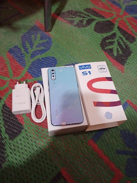 vivo S1 (8Gb/256Gb) ram full new with box and charger pTa proved 2