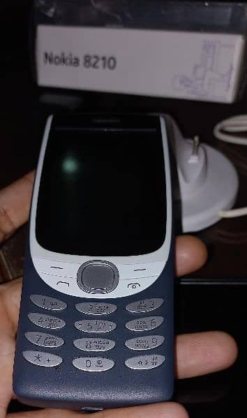 MICROSOFT NOKIA 8210 4G BOX 15