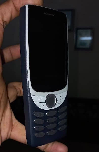 MICROSOFT NOKIA 8210 4G BOX 17