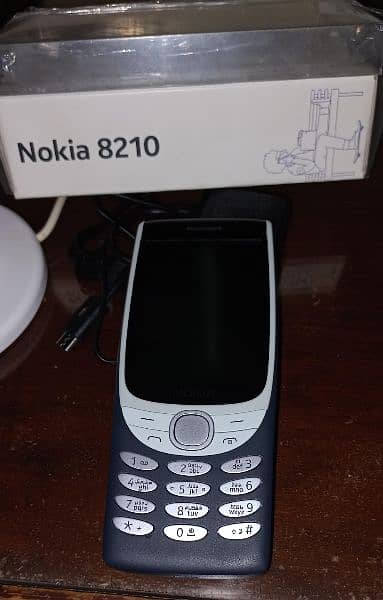 MICROSOFT NOKIA 8210 4G BOX 19