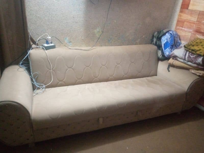 sofacumbed for sell like new one month use only 1