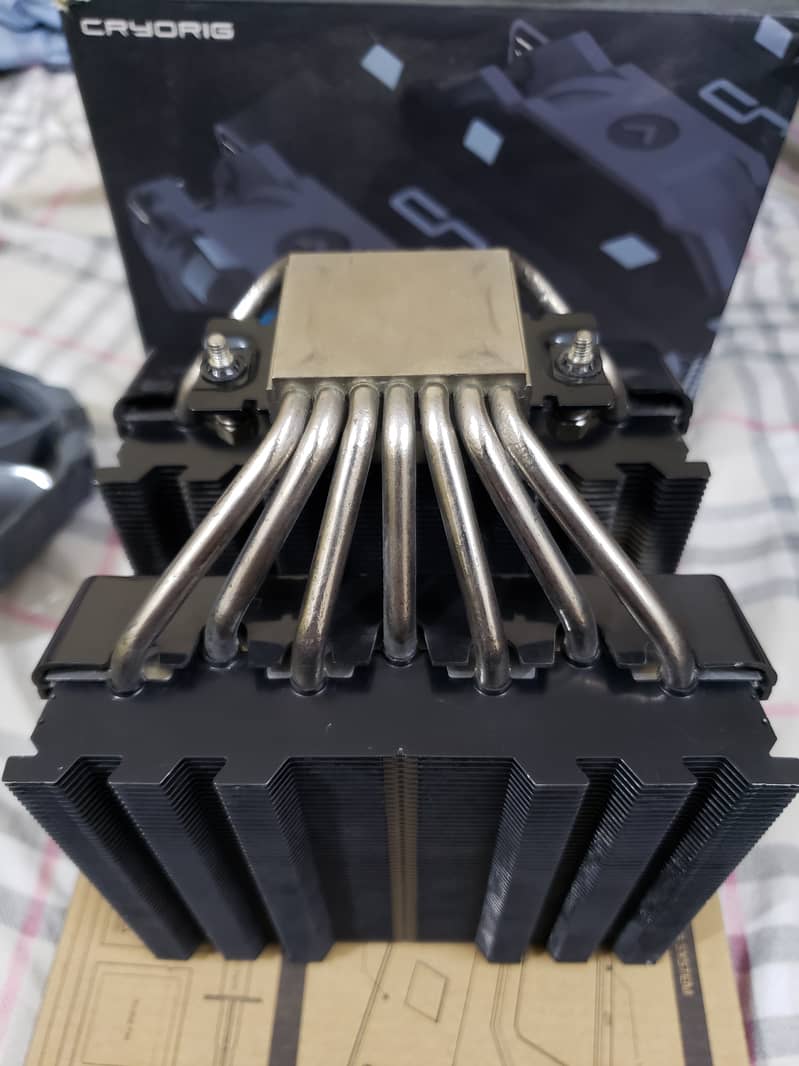 Cryorig R1 Ultimate CPU Cooler 2