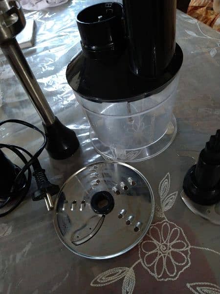 Cambridge chopper+ hand blender+ crusher 100 percent working condition 3