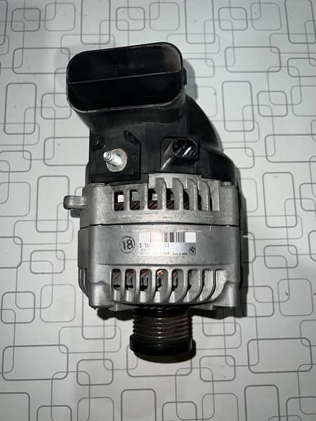 BMW F30 316i N13 ENGINE PARTS 9