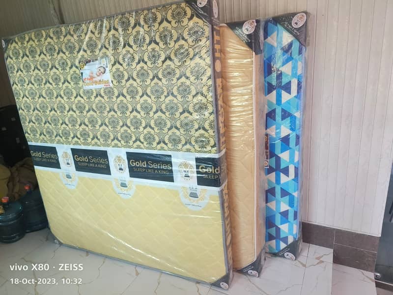 Medicated mattress for sale / mattress for sale/ free home delivery 12