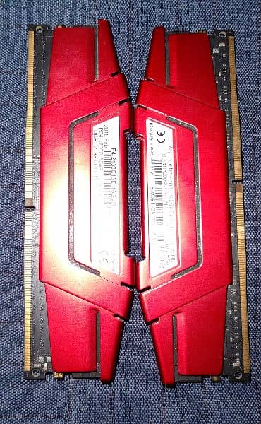 2x 8gb DDR4 RAM 1