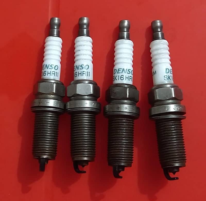 Denso Iridium Spark Plugs (SK16HR11) 90919-01233 0