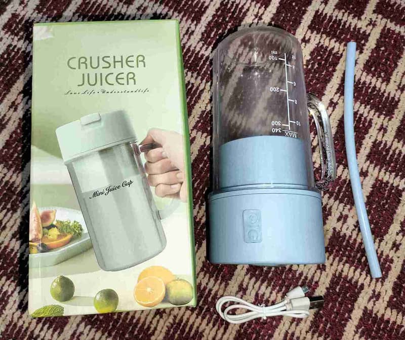 USB Rechargeable 6 Blades Mini Crusher Juicer Blender Machine 3