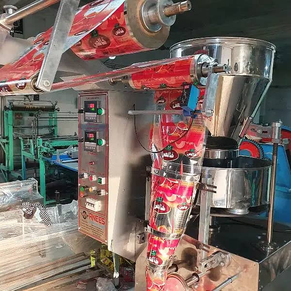 Packing Machine for Salt, Masala jaat, Tea, Surf, Nimko, Chips & more 3