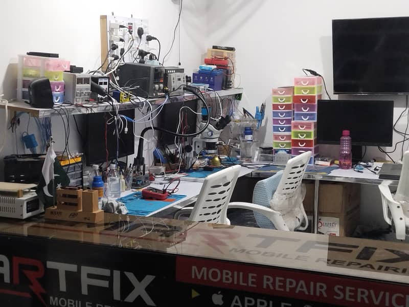 Mobile Repairing Lab and Institute For Learn Mobile Repairing 6