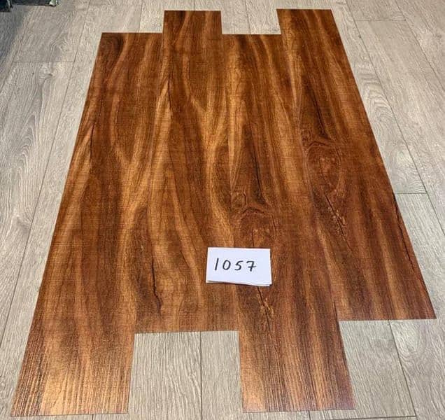 3 strip laminated glossy finish wooden floor HDF vinyl flooring window 18