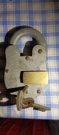 antique heavy door lock
