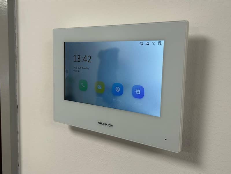 Colour Smart IP Video Door Intercom System with Installation Services 3
