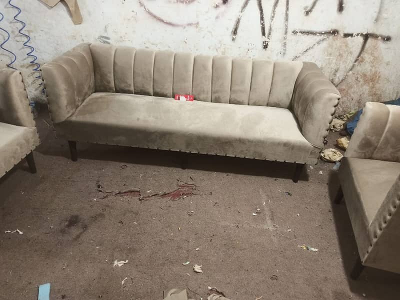 NEW STYLISH DESIGN SOFA CUMBED - MADE BY ORDER MANUFACTURING 18