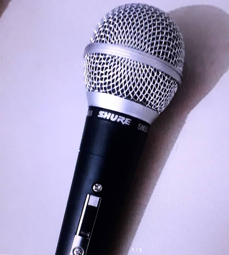 Shure - SM-58 . Professional Microphone . 2