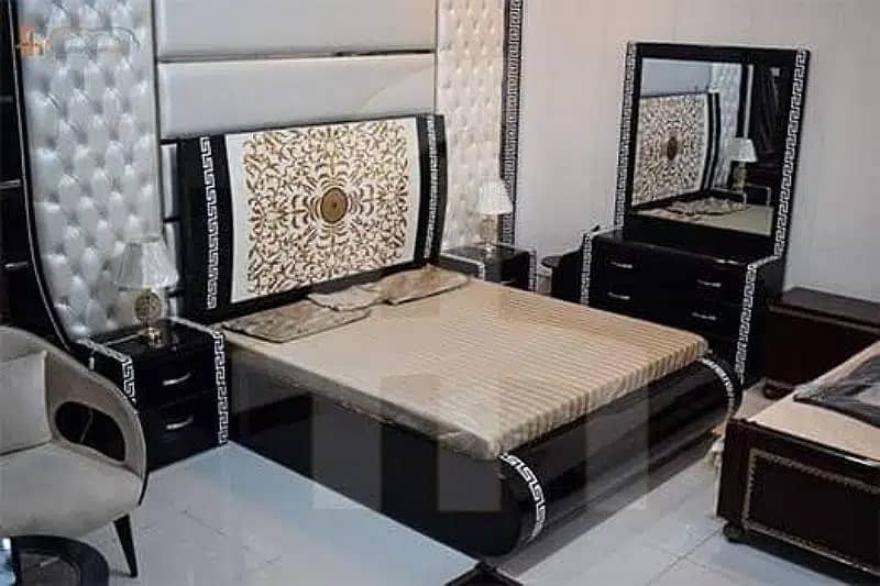 bed / double bed / bed set / gloss paint bed / versace bed / furniture 12