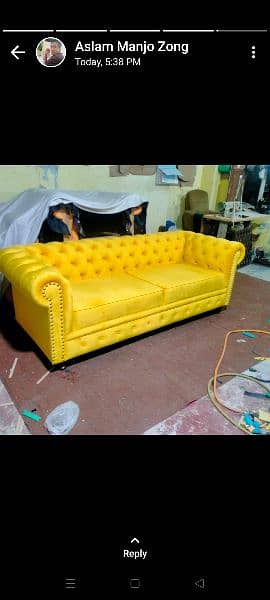 Chesterfield sofa ( molty foam) 18