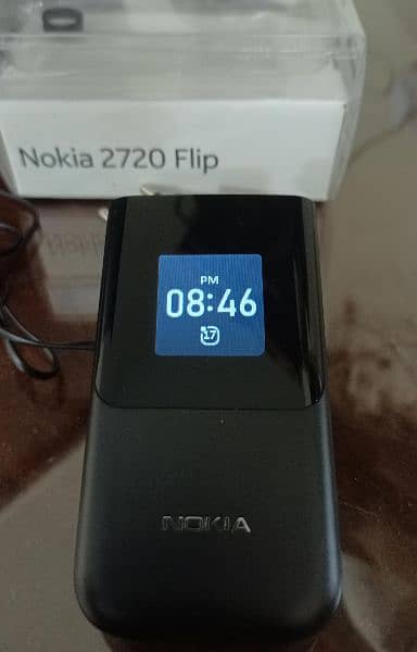 NOKIA 2720 FLIP PHONE BOX 15