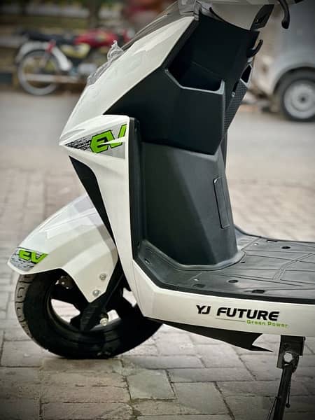 YJ Future Electric Bike Azadi Model 13