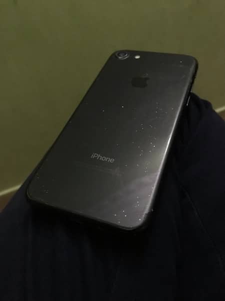 IPhone 7 32 gb pta approved but sim not working 7