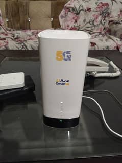 5G CPE Aurora C082 indoor with WiFi 6. Antenna supported