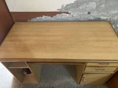 Computer Table or study table in Good Condition 0