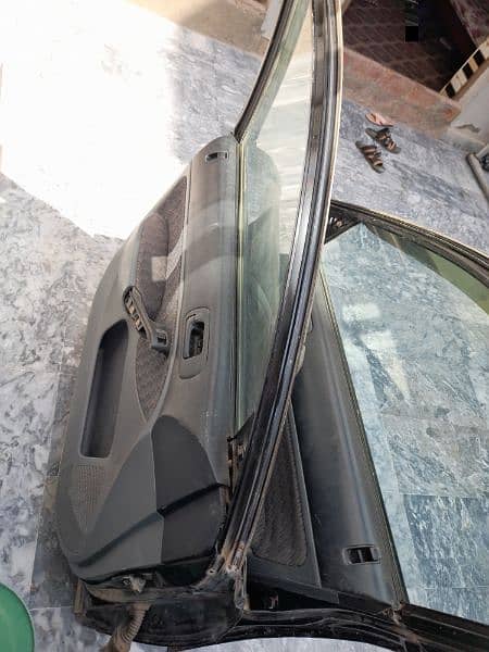 Honda civic 2002 4 Doors with mirrors 1