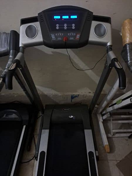 treadmill 0308-1043214 / Running Machine / cycles 3