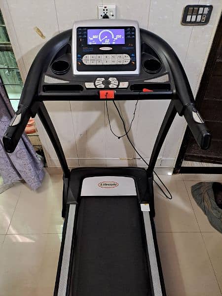 treadmill 0308-1043214 / Running Machine / cycles 4