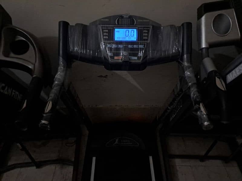 treadmill 0308-1043214 / Running Machine / cycles 7