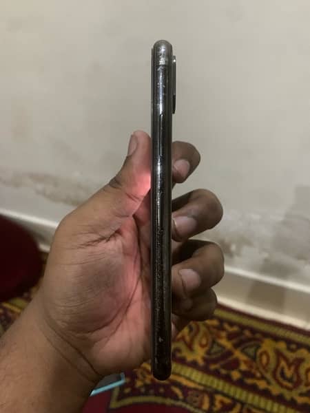 IPHONE X 64gb (PTA APPROVED) 7