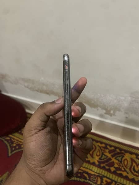 IPHONE X 64gb (PTA APPROVED) 9