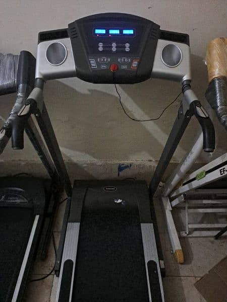 Solitude 410 treadmill discount price