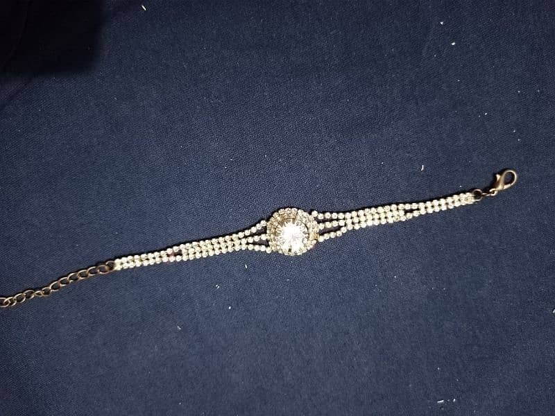 Bracelet 16