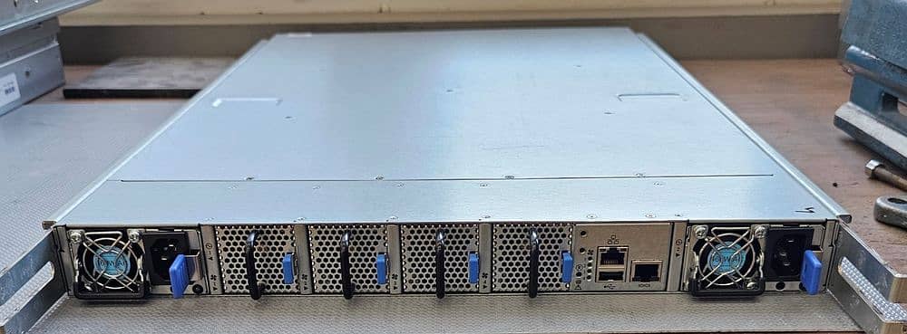 NVIDIA InfiniBand Switches   SB7800 A 1U form factor InfiniBand switch 3
