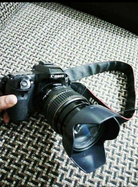 Canon EOS 80d in Good Condition for Urgent Sale 5