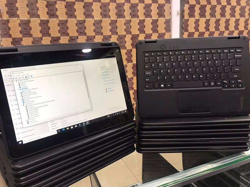 LENOVO 300E LAPTOPS 4/128GB SSD TOUCH 360 WINDOWS 1