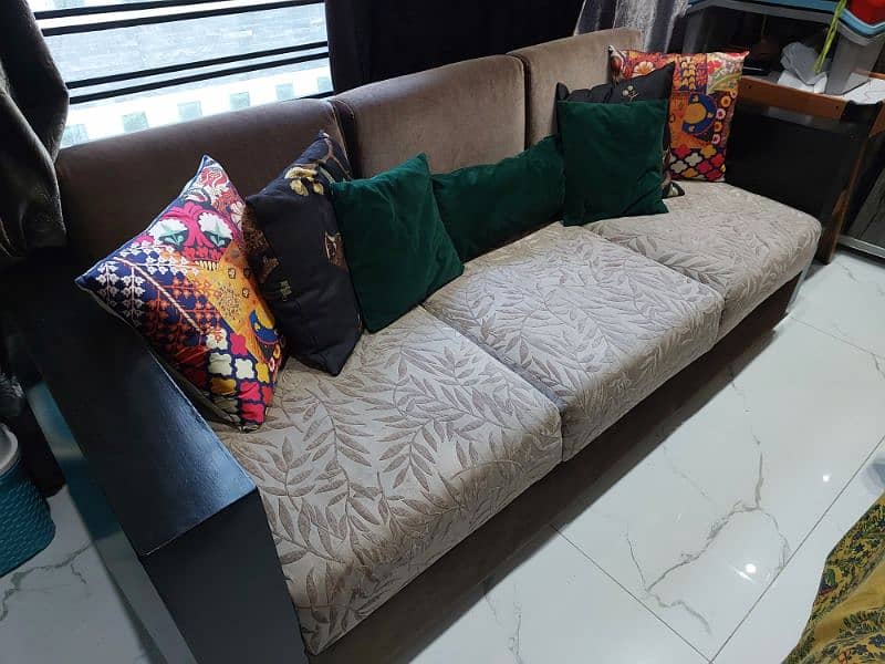 6 seater designer sofa 0