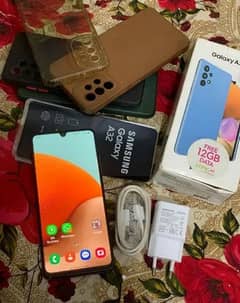 Samsung A32 Ram 6GB  / 128 GB
10 / scratch less