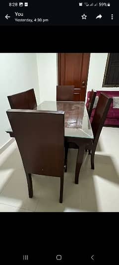 urgent dining table for sale