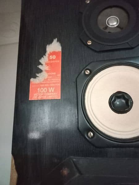 Woofer Speaker ( Victor company Japan limited) 1