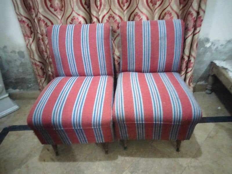 5 seater sofa set nice condition with covers 10