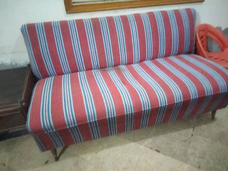 5 seater sofa set nice condition with covers 13