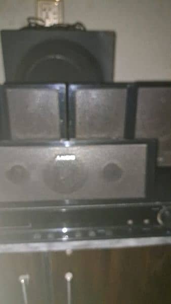 Sony home theater system heavy bass good sound. 1