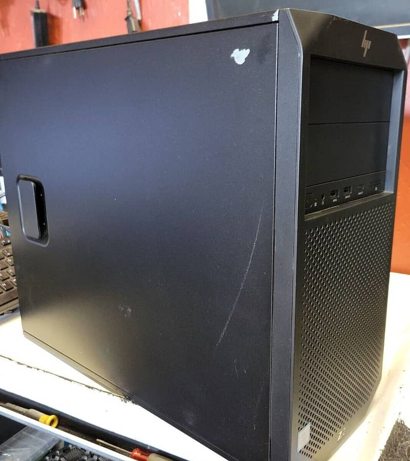 HP Z2 G4 Workstation (i5-9400) - Powerful & Compact! 1